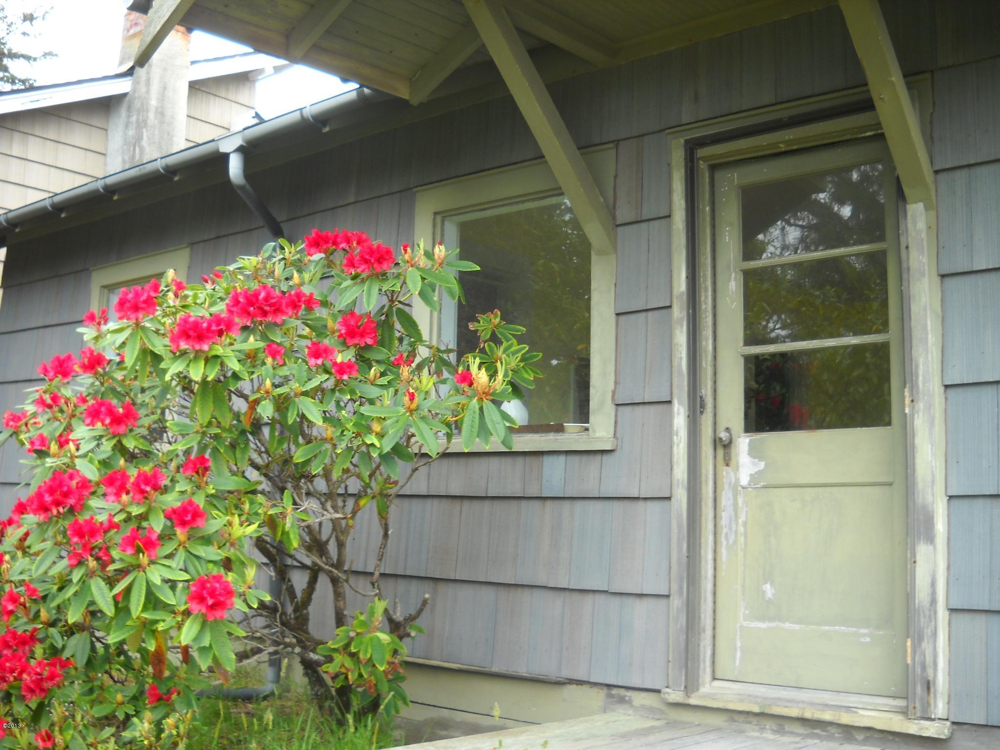 48070 Hawk Street Neskowin, OR 97149 - Photo 7 of 23 DSCN1013