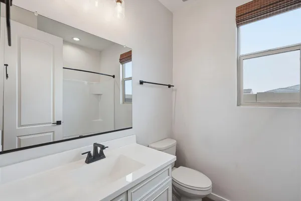 $2,100 | 641 South Davidson Lane, Casa Grande, AZ 85122