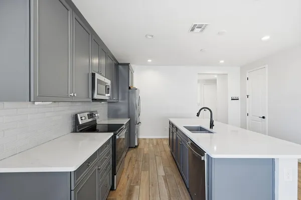 $2,100 | 641 South Davidson Lane, Casa Grande, AZ 85122