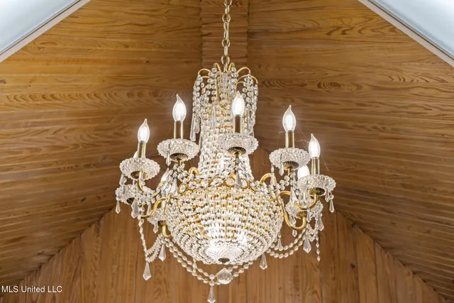 $849,900 | 36 Shady Lane, Hattiesburg, MS 39402