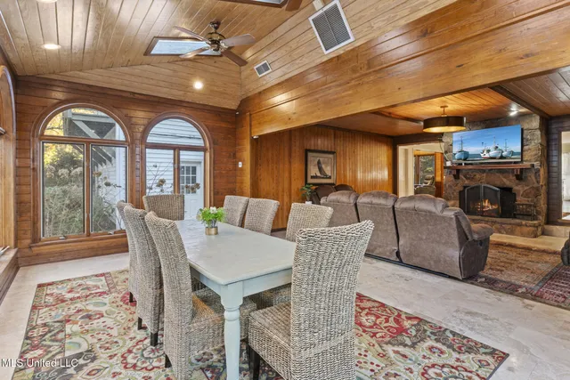 $849,900 | 36 Shady Lane, Hattiesburg, MS 39402