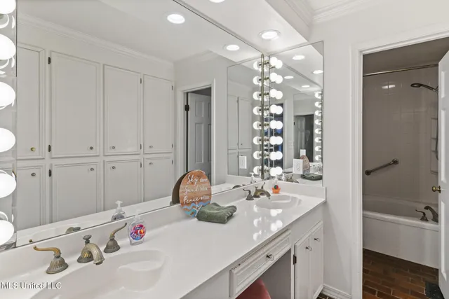 $849,900 | 36 Shady Lane, Hattiesburg, MS 39402