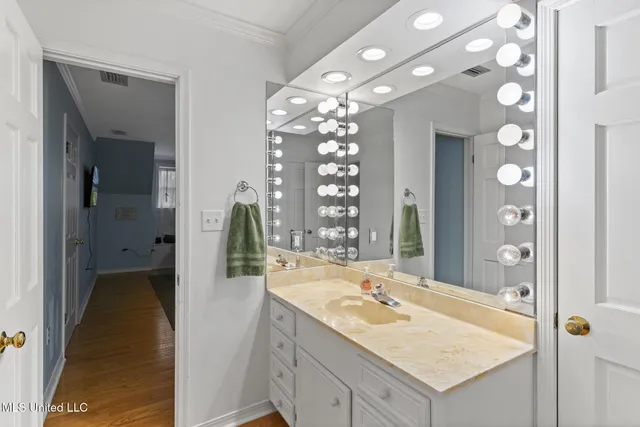 $849,900 | 36 Shady Lane, Hattiesburg, MS 39402