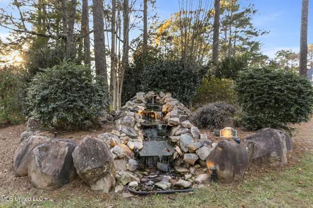 $849,900 | 36 Shady Lane, Hattiesburg, MS 39402