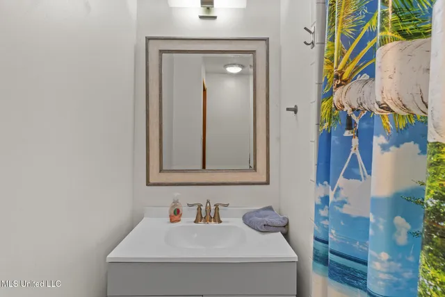 $849,900 | 36 Shady Lane, Hattiesburg, MS 39402