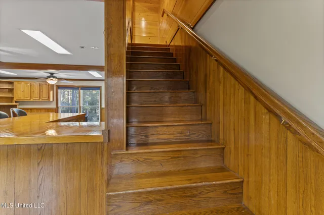 $849,900 | 36 Shady Lane, Hattiesburg, MS 39402