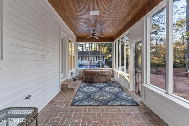 $849,900 | 36 Shady Lane, Hattiesburg, MS 39402