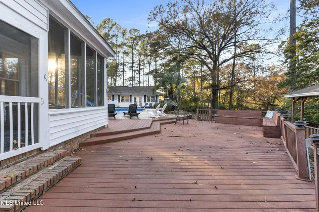 $849,900 | 36 Shady Lane, Hattiesburg, MS 39402