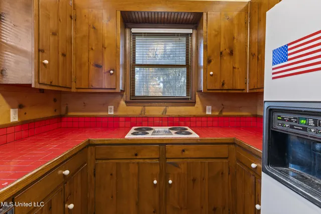 $849,900 | 36 Shady Lane, Hattiesburg, MS 39402