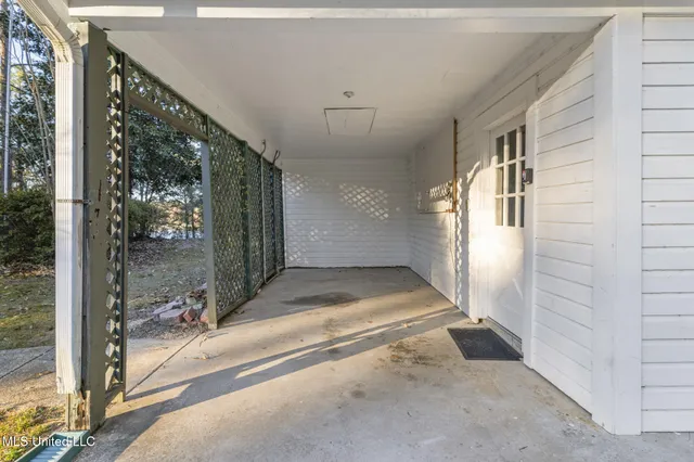 $849,900 | 36 Shady Lane, Hattiesburg, MS 39402