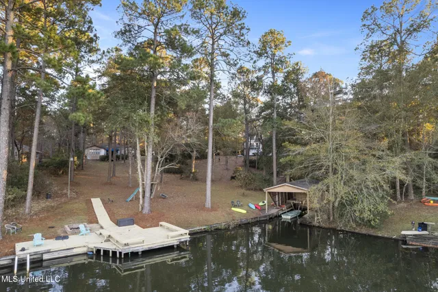 $849,900 | 36 Shady Lane, Hattiesburg, MS 39402