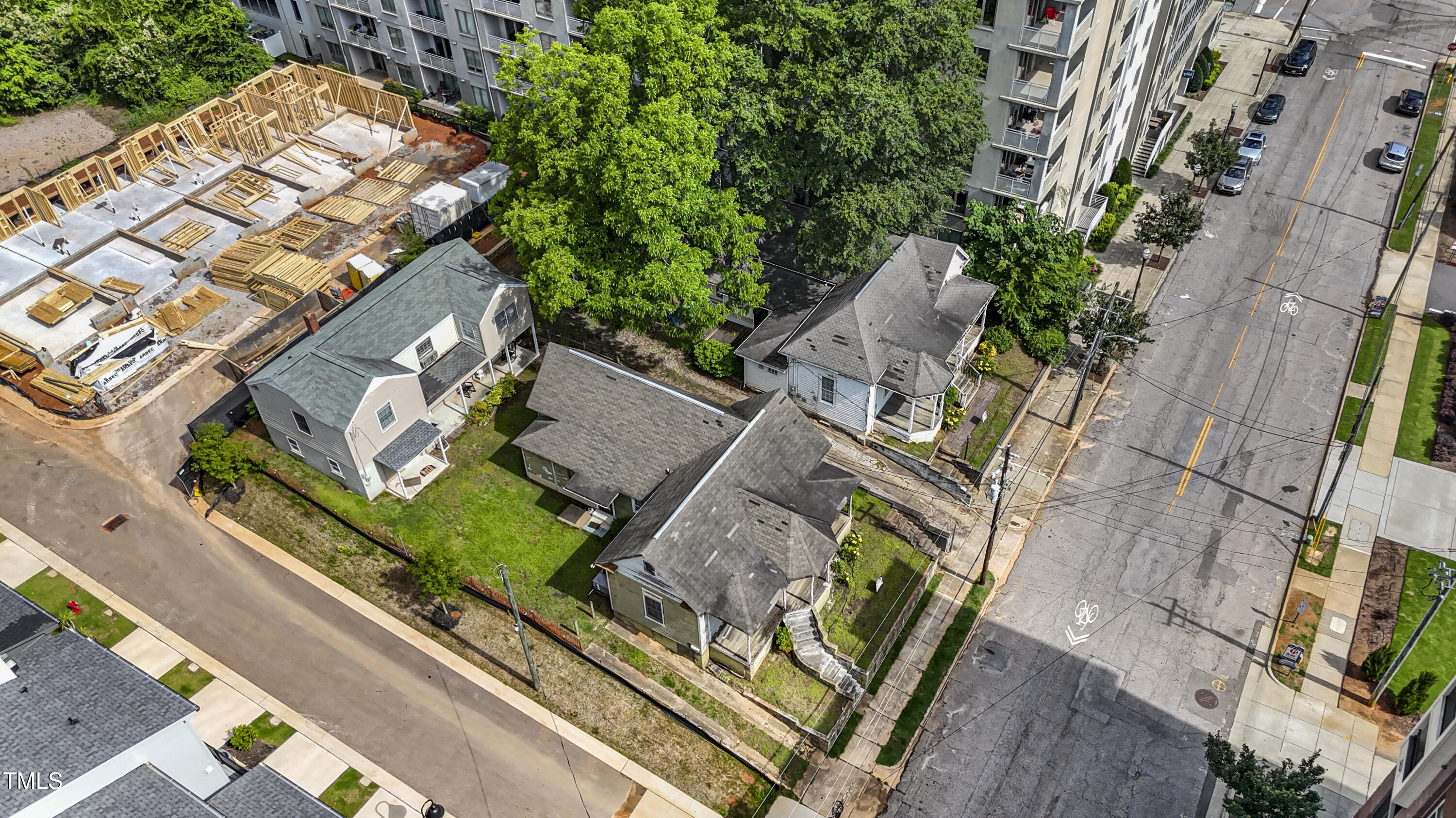 407 North Boylan Avenue Raleigh, NC 27603 - Photo 14 of 15 an aerial view of a residential houses with yard