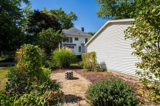 $188,000 | 355 North Cherry Street, El Paso, IL 61738