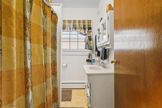 $188,000 | 355 North Cherry Street, El Paso, IL 61738