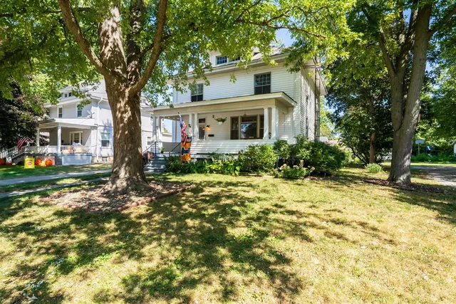 $188,000 | 355 North Cherry Street, El Paso, IL 61738