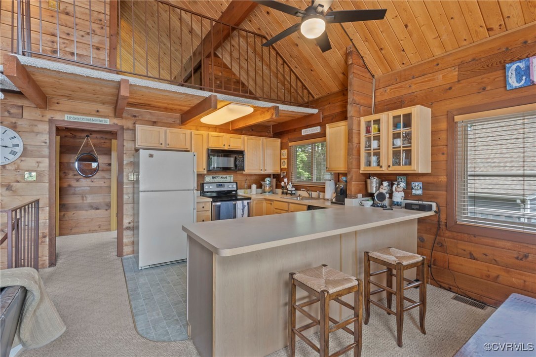 104 Manassas Point Locust Grove, VA 22508 - Photo 13 of 47 a kitchen with a sink and cabinets