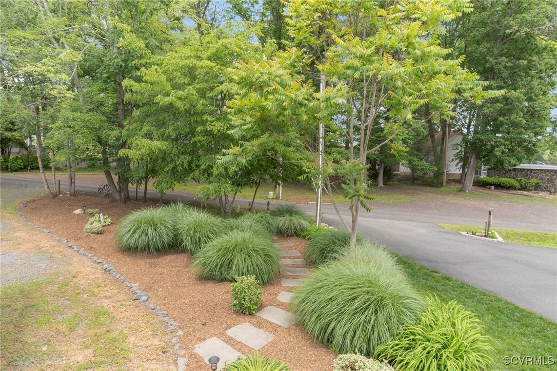 104 Manassas Point Locust Grove, VA 22508 - Photo 37 of 47 a backyard of a house with lots of green space