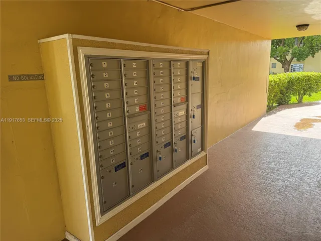 $1,500 | 6050 Northwest 64th Avenue, Unit 306, Tamarac, FL 33319