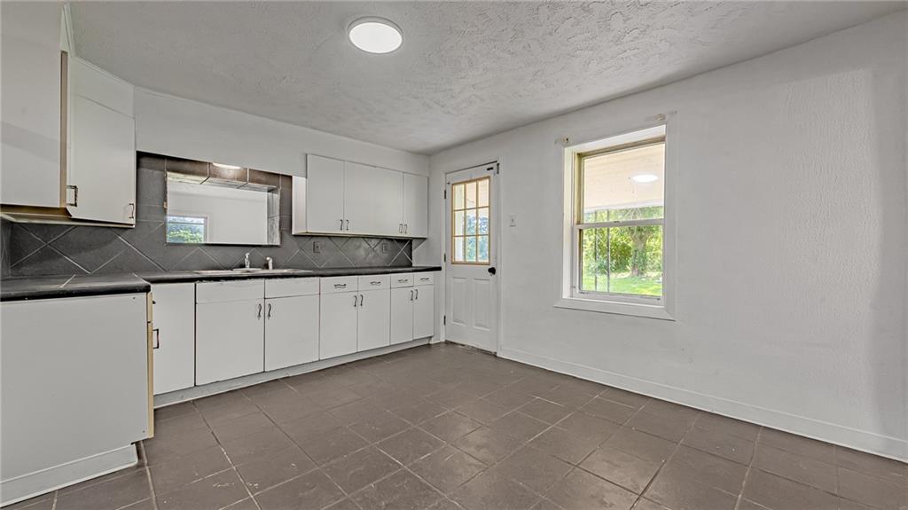 884 Evergreen Road Leechburg, PA 15656 - Photo 10 of 25 Gallery Image 10