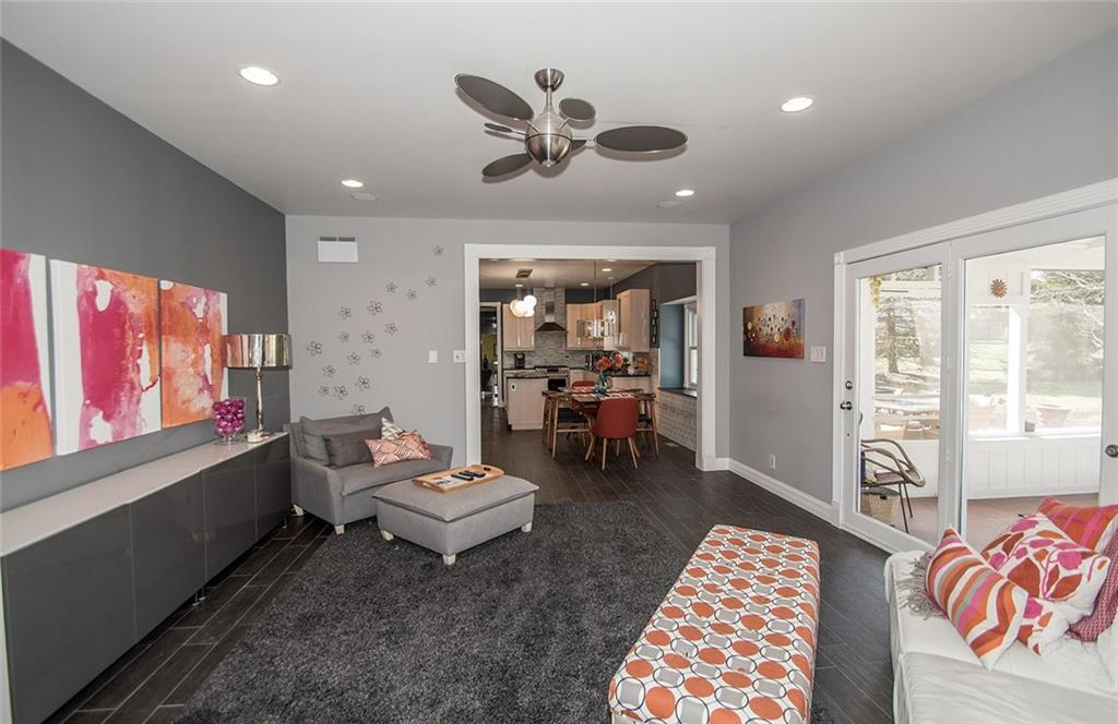 10854 Thistle Ridge Fishers, IN 46038 - Photo 12 of 45 Gallery Image 12