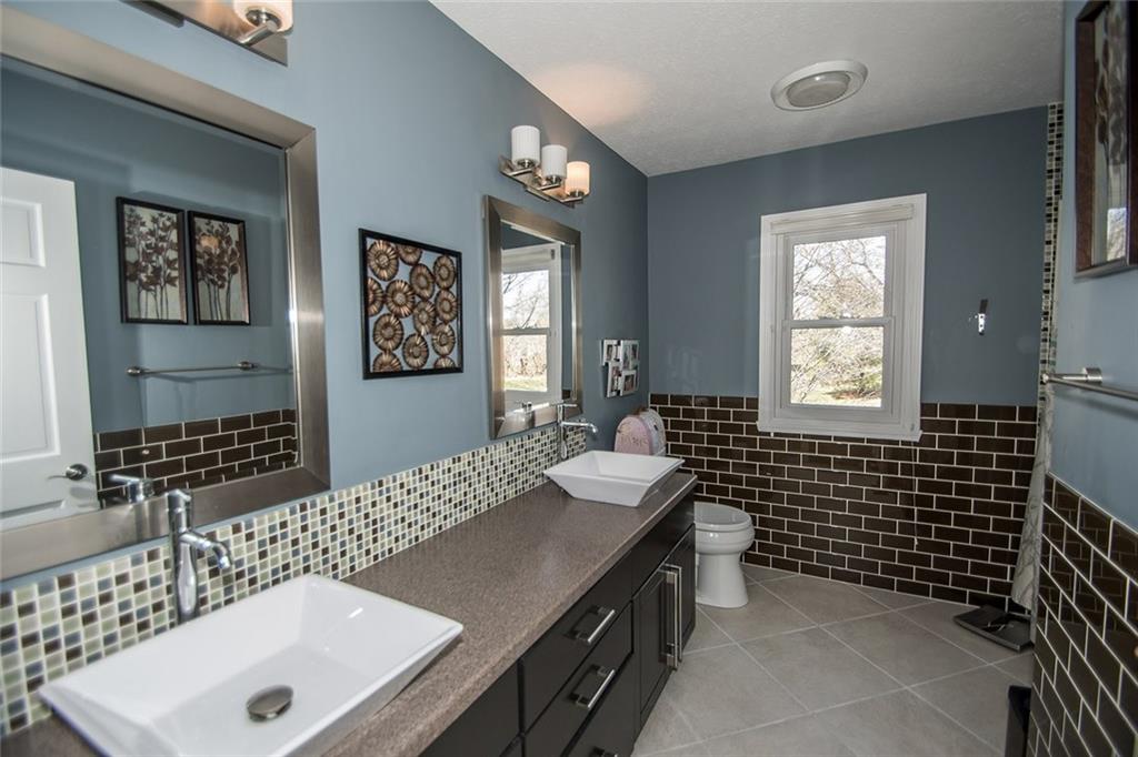 10854 Thistle Ridge Fishers, IN 46038 - Photo 23 of 45 Gallery Image 23