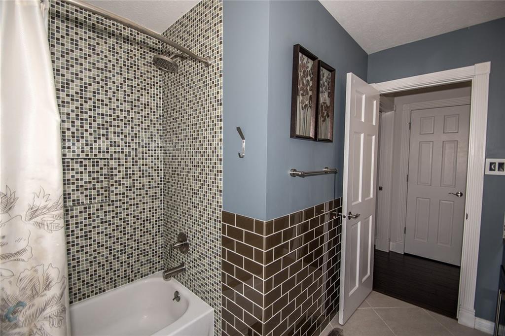 10854 Thistle Ridge Fishers, IN 46038 - Photo 25 of 45 Gallery Image 25