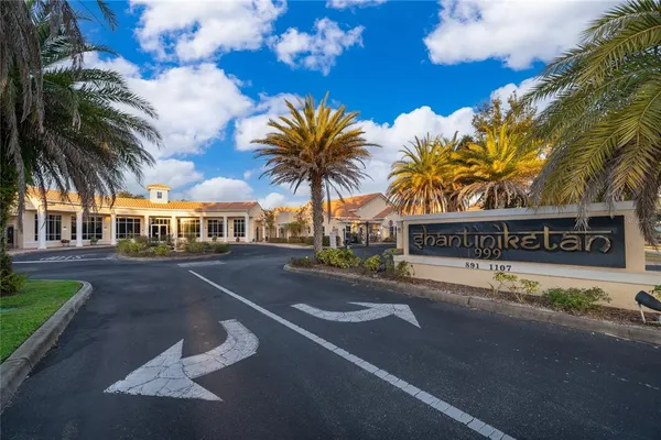 $205,000 | 1075 David Walker Drive, Unit C1, Tavares, FL 32778