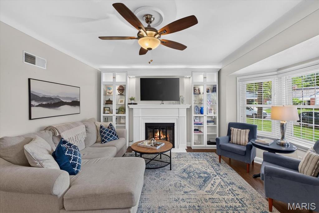 8738 Litzsinger Road St. Louis, MO 63144 - Photo 5 of 36 Gallery Image 5