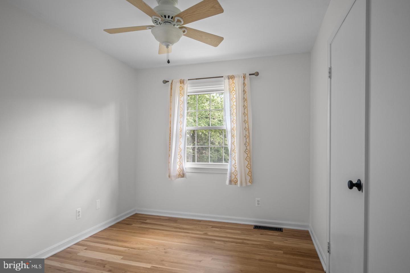 6409 May Boulevard Alexandria, VA 22310 - Photo 17 of 35