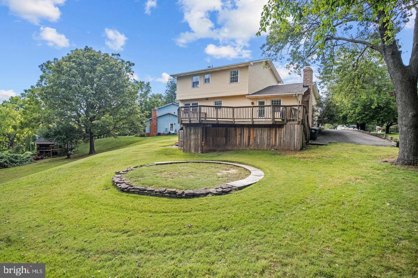 6409 May Boulevard Alexandria, VA 22310 - Photo 29 of 35