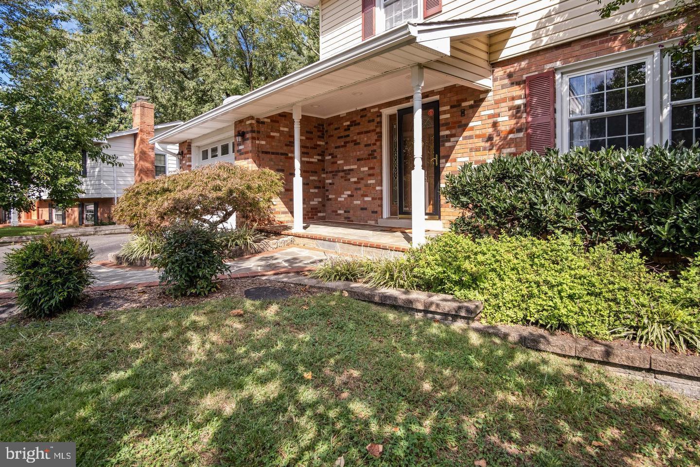 6409 May Boulevard Alexandria, VA 22310 - Photo 3 of 35