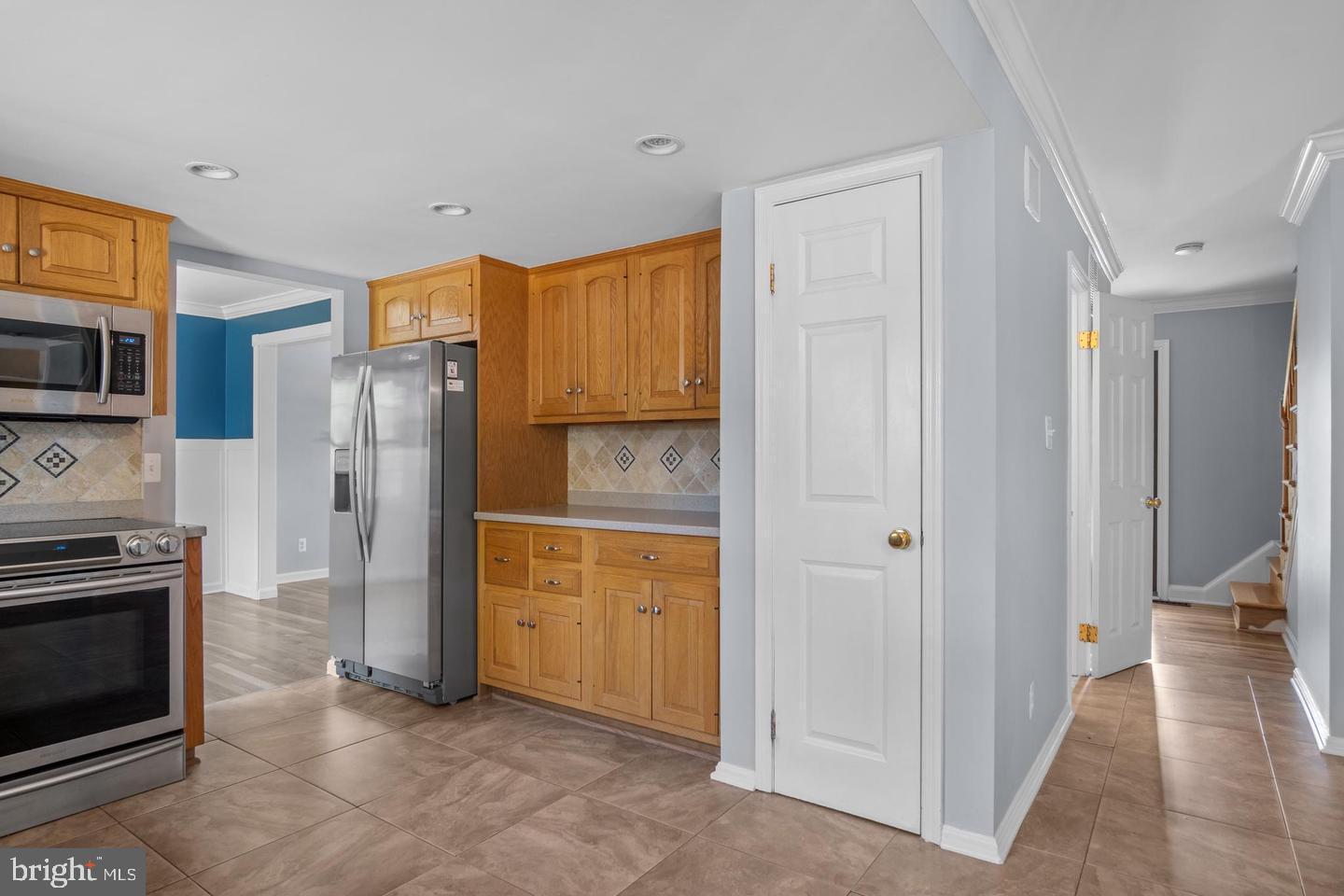 6409 May Boulevard Alexandria, VA 22310 - Photo 10 of 35