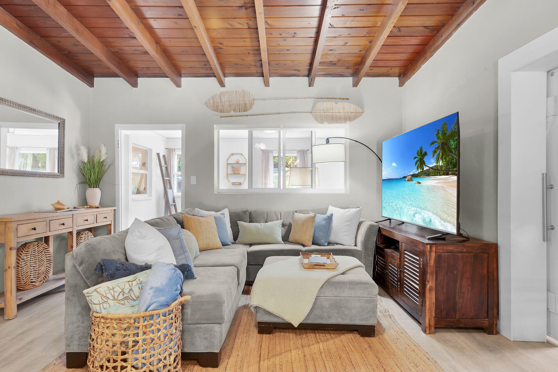 10 Dolphin Road Key Largo, FL 33037 - Photo 6 of 55 a living room with furniture and a flat screen tv