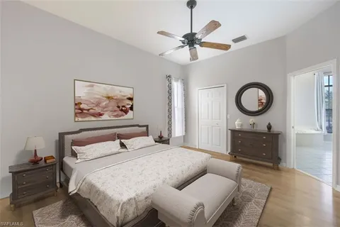 $785,000 | 496 Raven Way, Naples, FL 34110