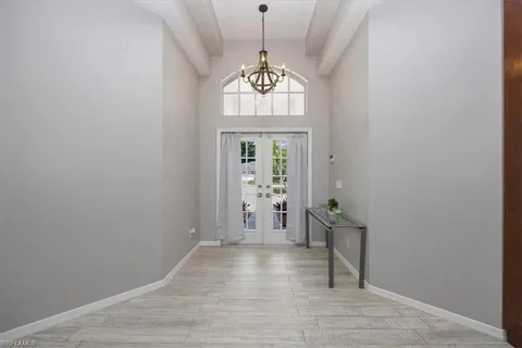 $785,000 | 496 Raven Way, Naples, FL 34110