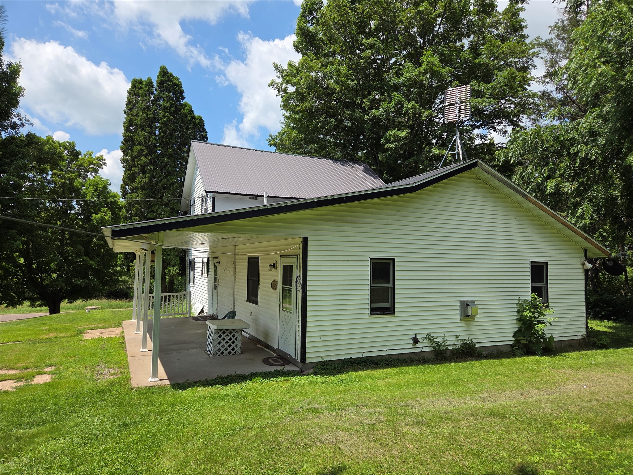 995 16th Street Barron, WI 54812 - Photo 5 of 46