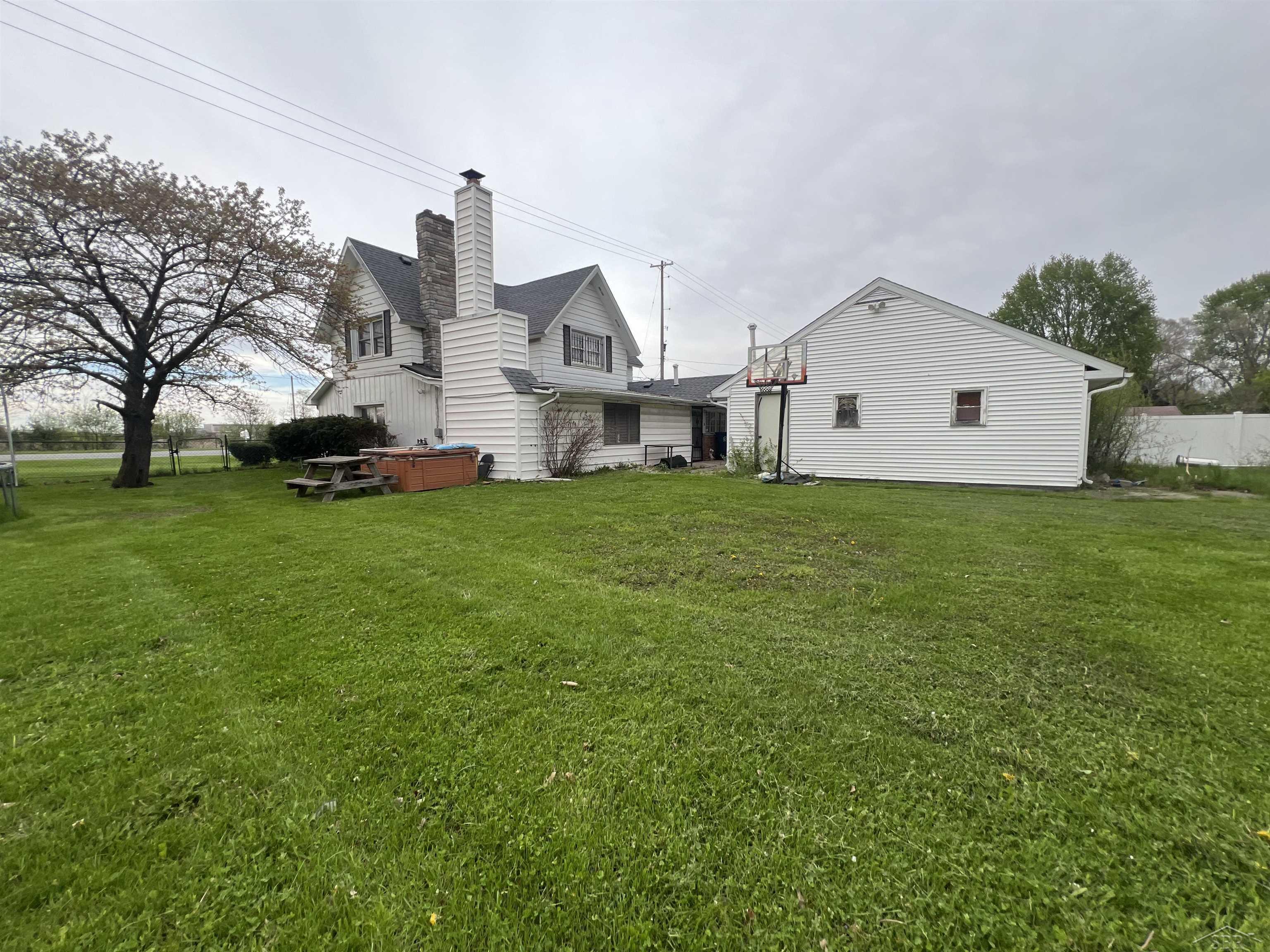 5016 Hess Road Saginaw, MI 48601 - Photo 5 of 33 Gallery Image 5