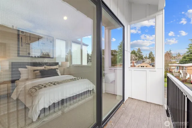 $779,000 | 945 Northwest 61st Street, Seattle, WA 98107