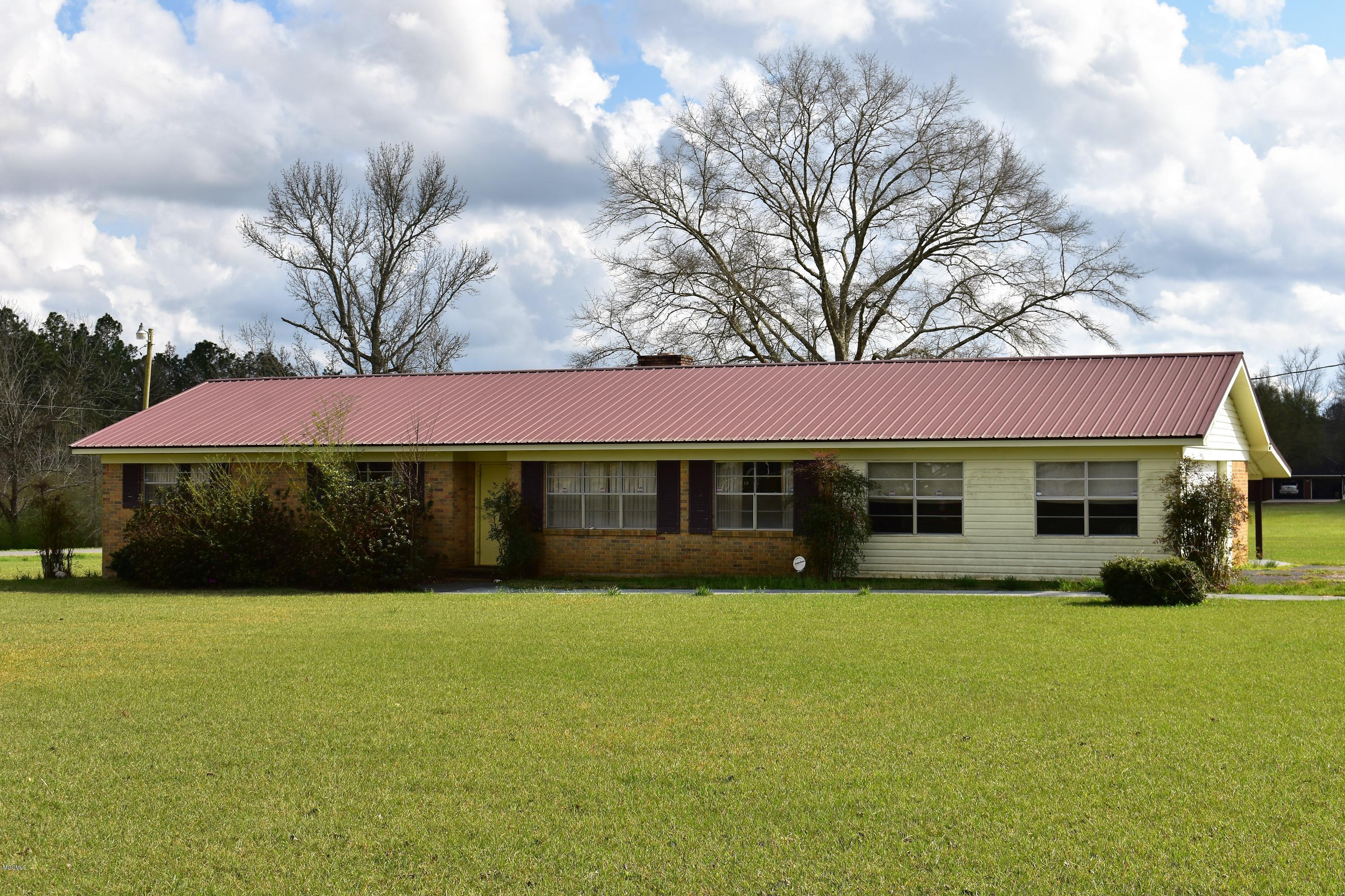 137 Scott Road Lucedale, MS 39452 - Photo 1 of 23 DSC_0003