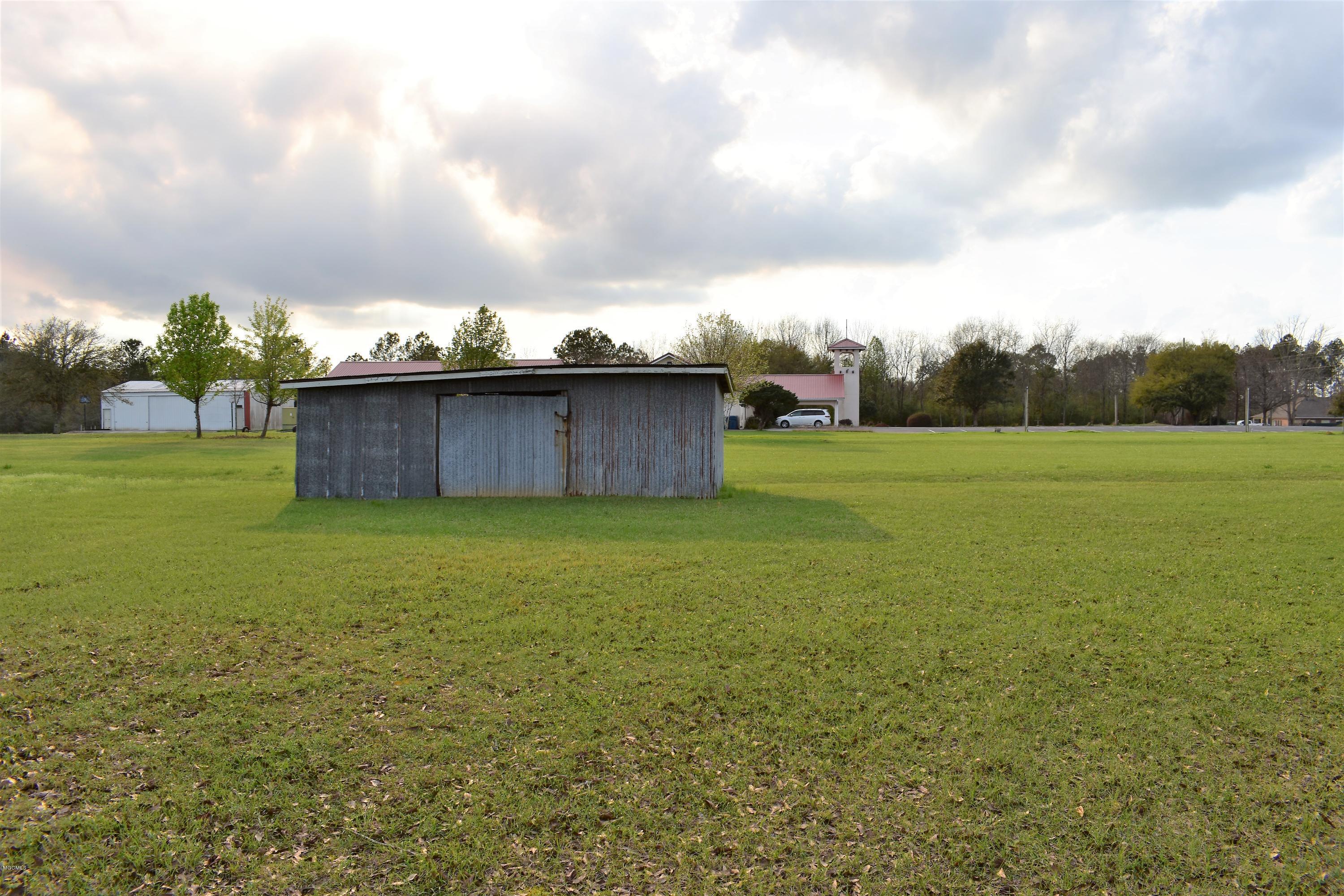 137 Scott Road Lucedale, MS 39452 - Photo 22 of 23 DSC_0029