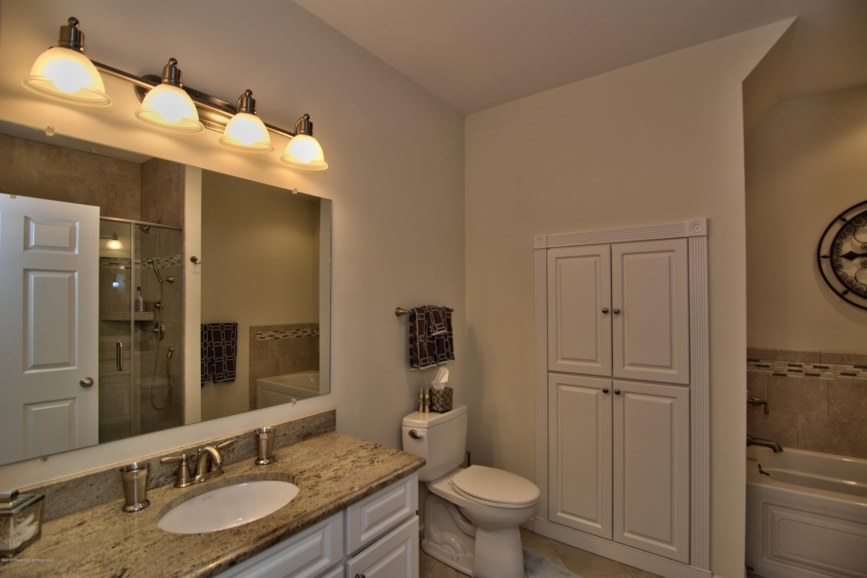 17 Wyndham Road Clarks Summit, PA 18411 - Photo 8 of 73 Gallery Image 8