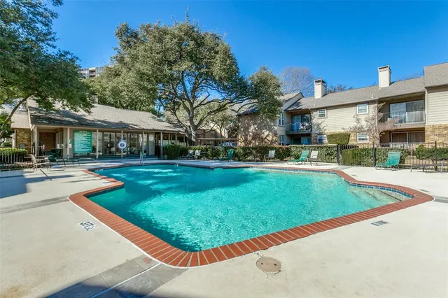 $1,625 | 5300 Keller Springs Road, Unit 2033, Dallas, TX 75248