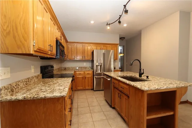 $319,900 | 1611 Marzelle Drive, Joplin, MO 64801