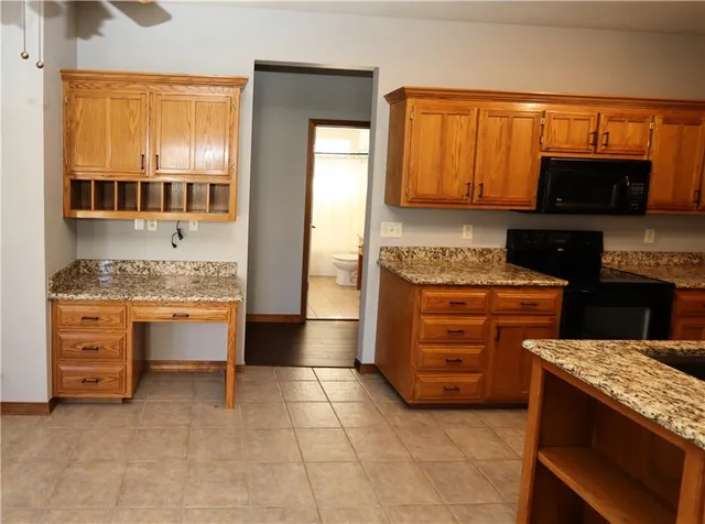 $319,900 | 1611 Marzelle Drive, Joplin, MO 64801