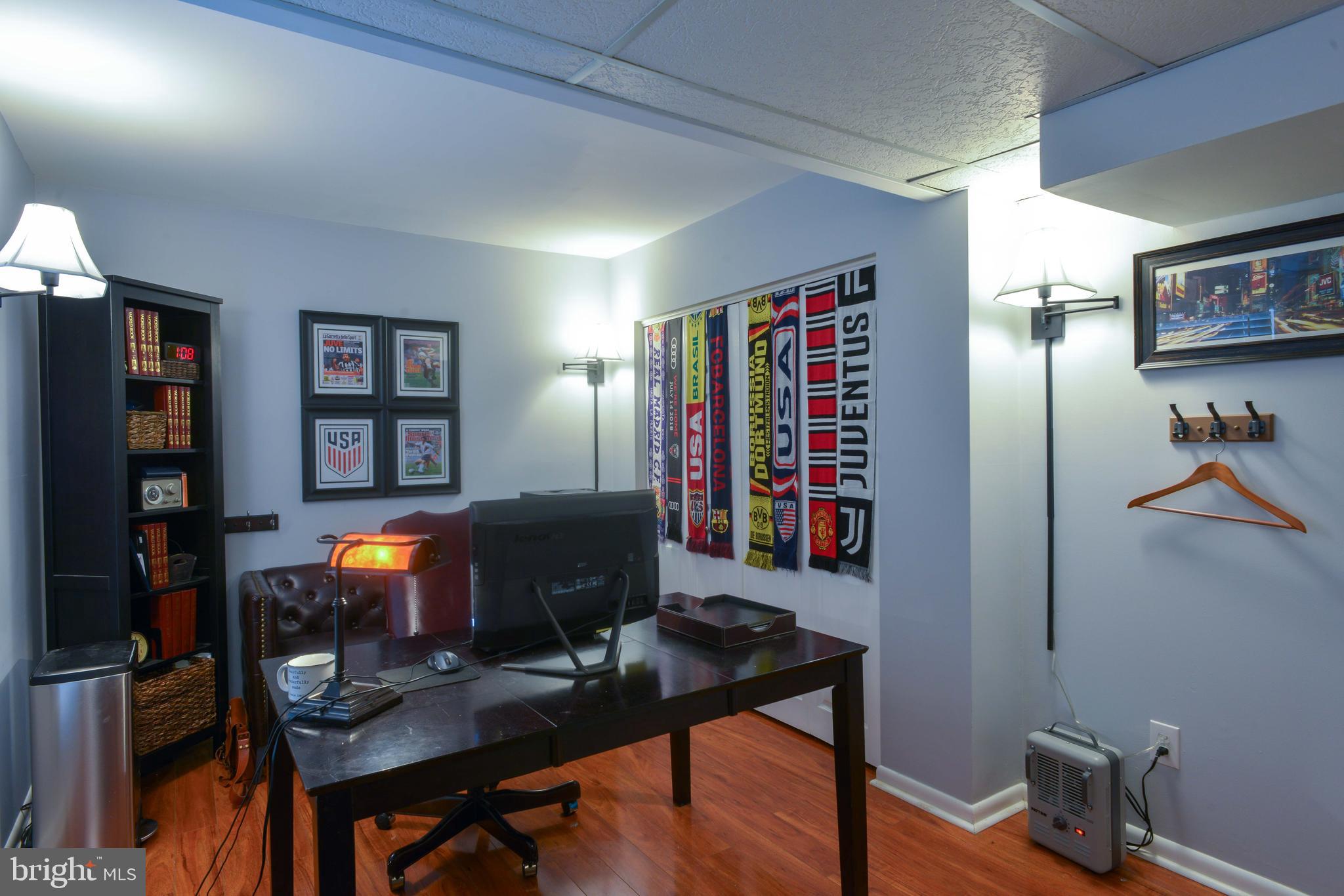 9856 Natick Road Burke, VA 22015 - Photo 49 of 64 Gallery Image 49
