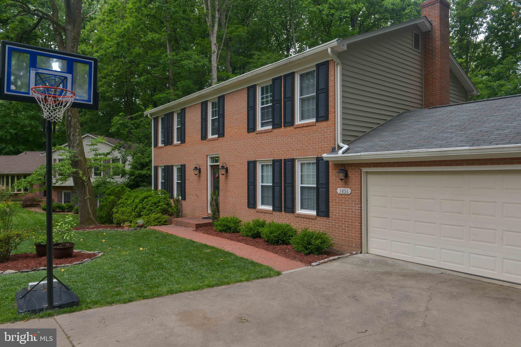9856 Natick Road Burke, VA 22015 - Photo 5 of 64 Gallery Image 5