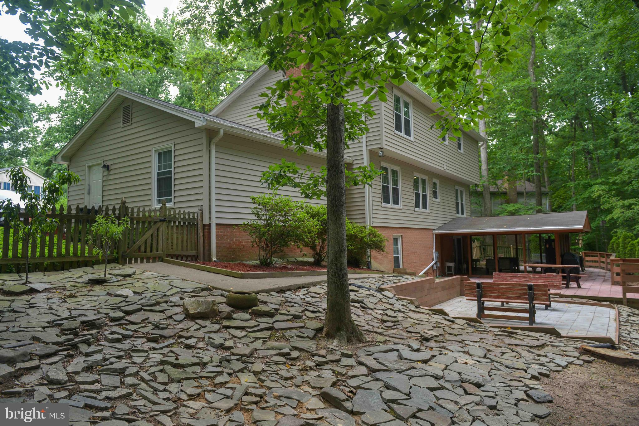 9856 Natick Road Burke, VA 22015 - Photo 60 of 64 Gallery Image 60