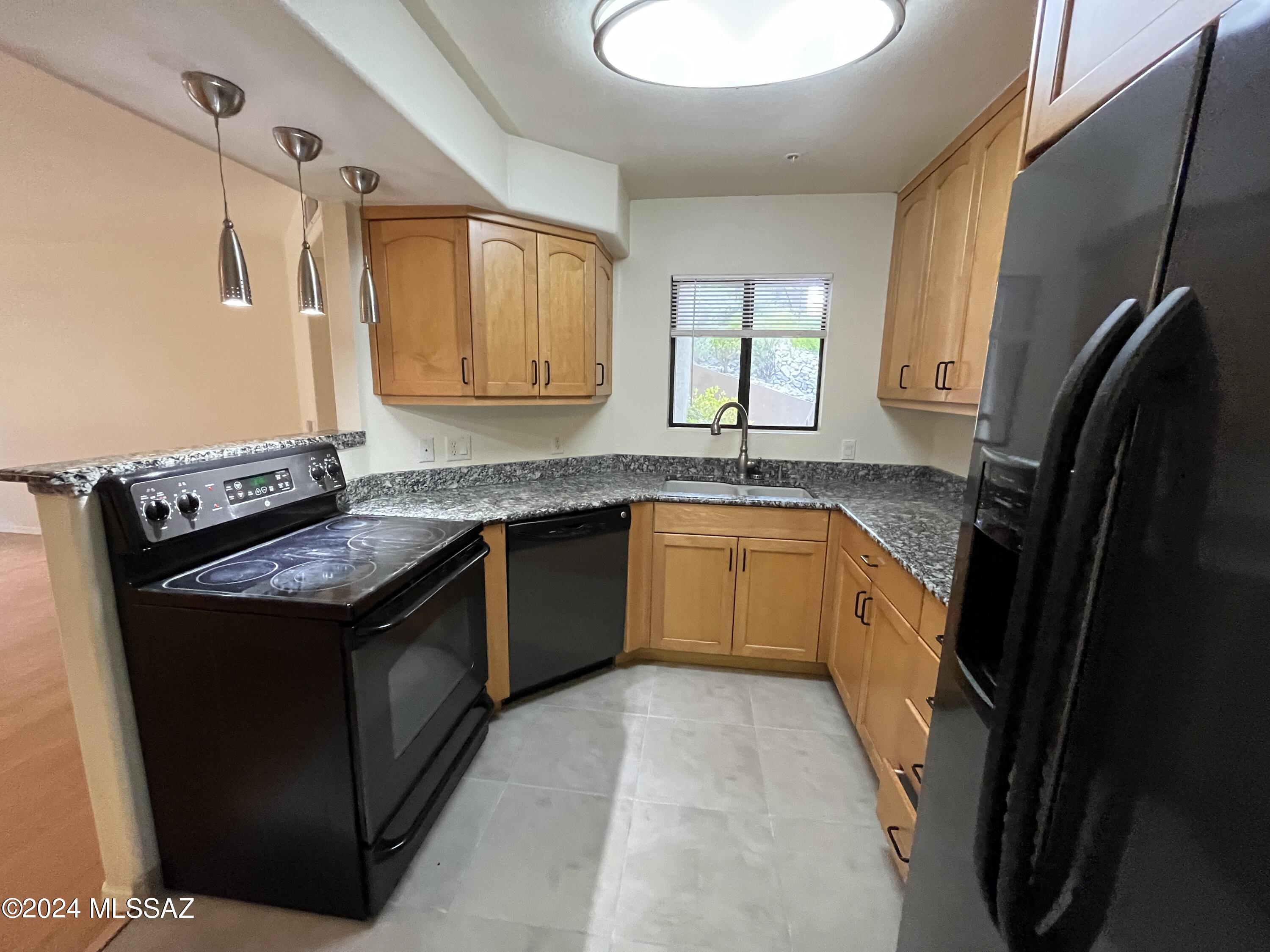 5751 North Kolb Road, Unit 2102 Tucson, AZ 85750 - Photo 23 of 25 IMG_3954