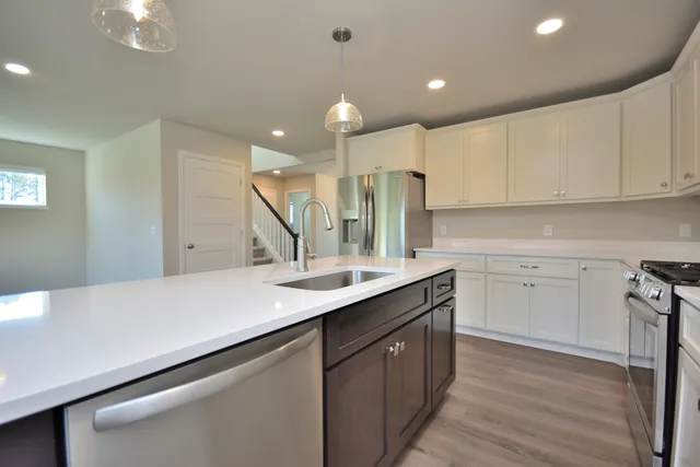 $644,900 | 644 Standing Stone Drive, Waukesha, WI 53189