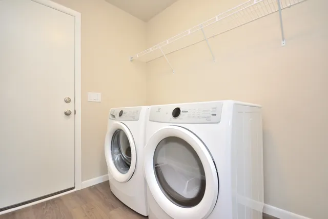 $644,900 | 644 Standing Stone Drive, Waukesha, WI 53189